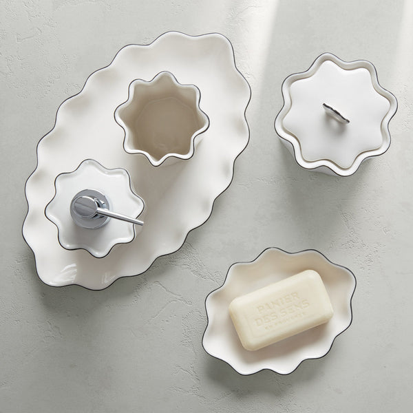 Le Marais Bath Accessories – Knockout Beauty Locust Valley